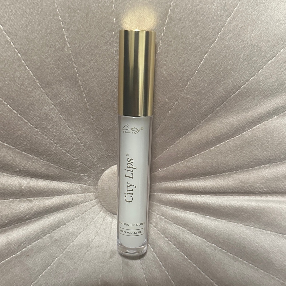 City Beauty Plumping Lip Gloss- City Lips